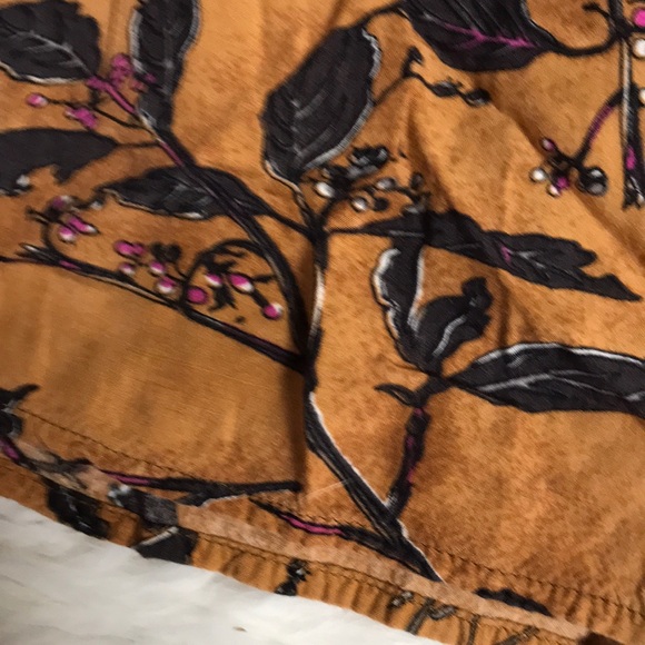 Cute blouse - Picture 5 of 7